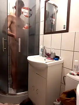 Snapshot of Luukas5239 chatting on 09.21.25 Luukas5239 online show from 09.21.25