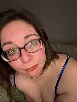 Ailsa Bliss online show from 03.08.25