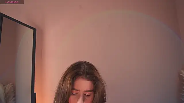 Snapshot of FairyFlutter chatting on 12.29.24 FairyFlutter online show from 12.29.24