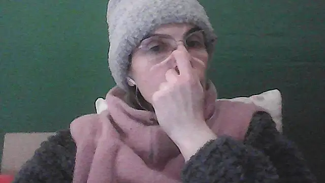 Snapshot of Musical__fantasy chatting on 12.15.25 Musical fantasy online show from 12.15.25