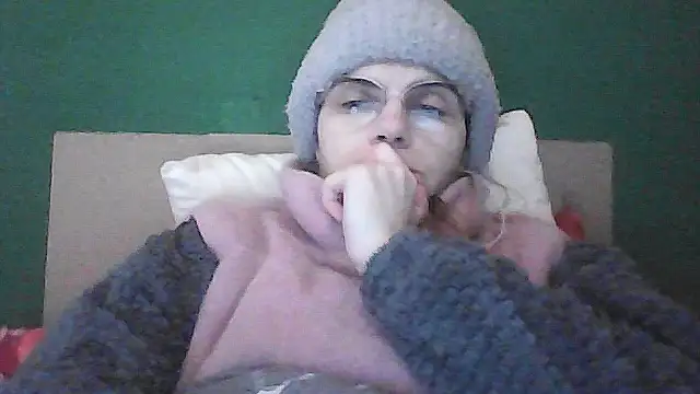 Snapshot of Musical__fantasy chatting on 12.21.25 Musical fantasy online show from 12.21.25