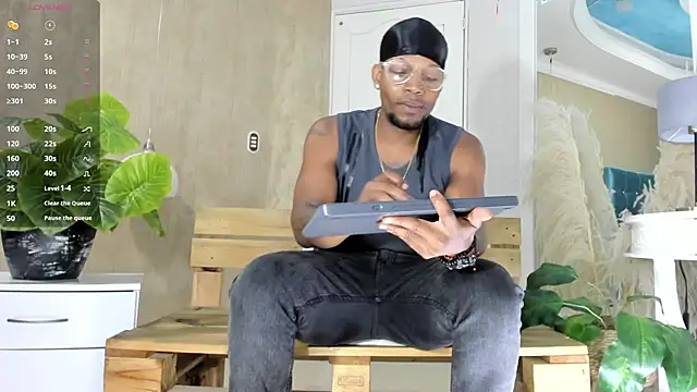 RicoBrown777  online show from 07.07.26