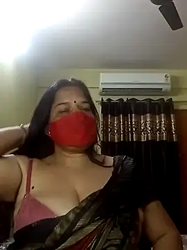 Snapshot of IndianAngle chatting on 12.22.24 IndianAngle online show from 12.22.24
