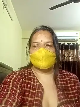 Snapshot of IndianAngle chatting on 12.29.24 IndianAngle online show from 12.29.24
