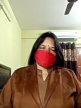 Snapshot of IndianAngle chatting on 01.04.25 IndianAngle online show from 01.04.25