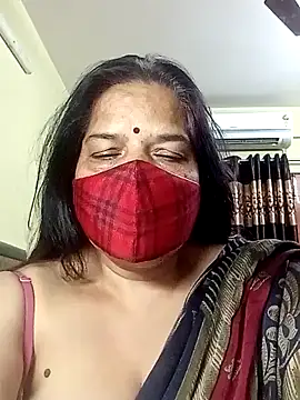 Snapshot of IndianAngle chatting on 02.05.25 IndianAngle online show from 02.05.25