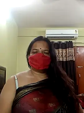 Snapshot of IndianAngle chatting on 02.20.25 IndianAngle online show from 02.20.25