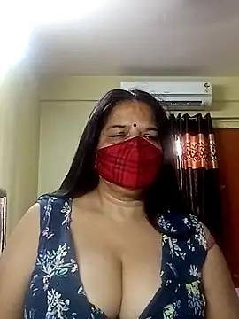 Snapshot of IndianAngle chatting on 03.02.25 IndianAngle online show from 03.02.25