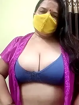 Snapshot of IndianAngle chatting on 09.20.25 IndianAngle online show from 09.20.25