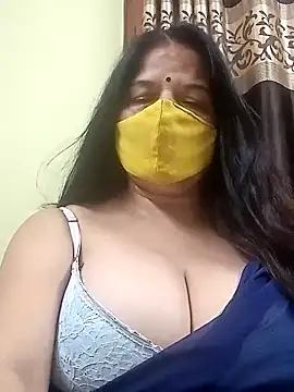Snapshot of IndianAngle chatting on 09.21.25 IndianAngle online show from 09.21.25