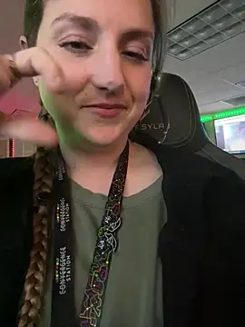 mirannacult online show from 12.17.24