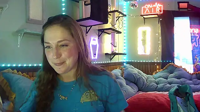 mirannacult online show from 12.21.24