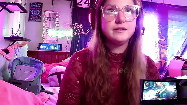 mirannacult online show from 02.02.25