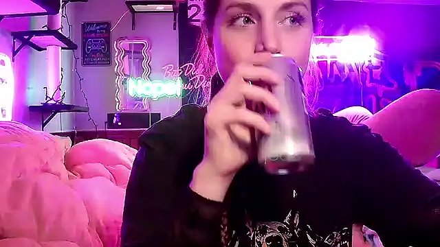 mirannacult online show from 03.03.25