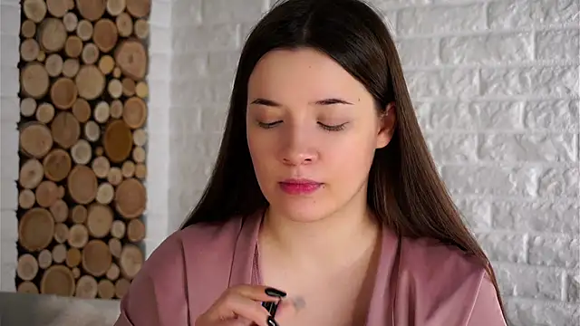 LowOncoming online show from 09.25.25