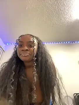 Snapshot of LillShayy chatting on 01.11.26 LillShayy online show from 01.11.26