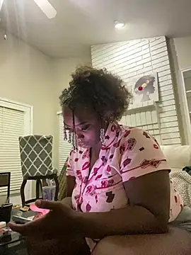 LillShayy online show from 05.05.26