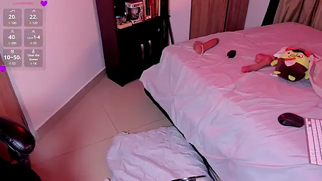 Snapshot of LilyRobertts chatting on 11.27.25 LilyRobertts online show from 11.27.25