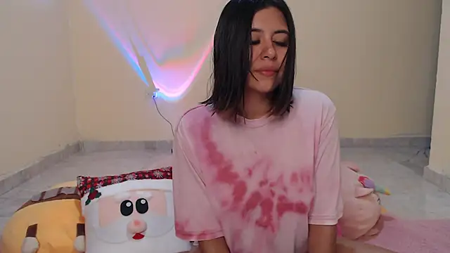  maiahairy  online show from 12.14.24