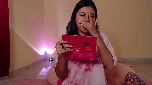  maiahairy  online show from 01.29.25