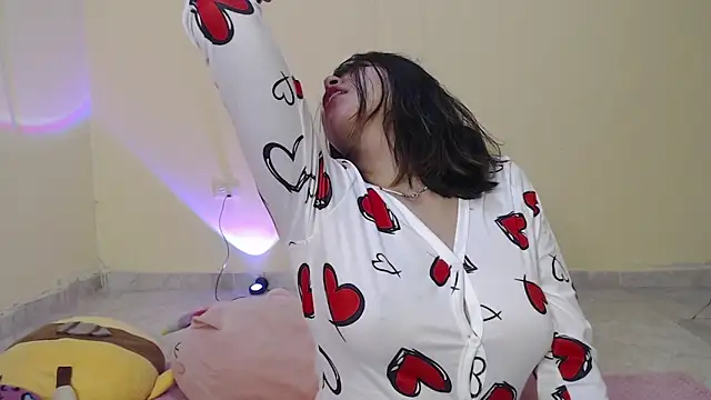  maiahairy  online show from 02.27.25