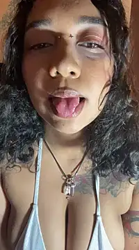 Snapshot of _octavia_ chatting on 01.28.25 octavia online show from 01.28.25