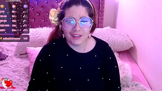 Snapshot of Azamy-12 chatting on 01.06.25 Azamy-12 online show from 01.06.25