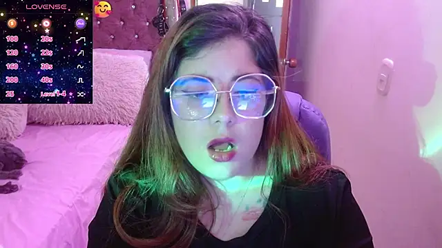 Snapshot of Azamy-12 chatting on 01.16.25 Azamy-12 online show from 01.16.25