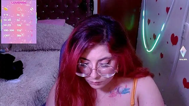 Snapshot of Azamy-12 chatting on 02.27.25 Azamy-12 online show from 02.27.25