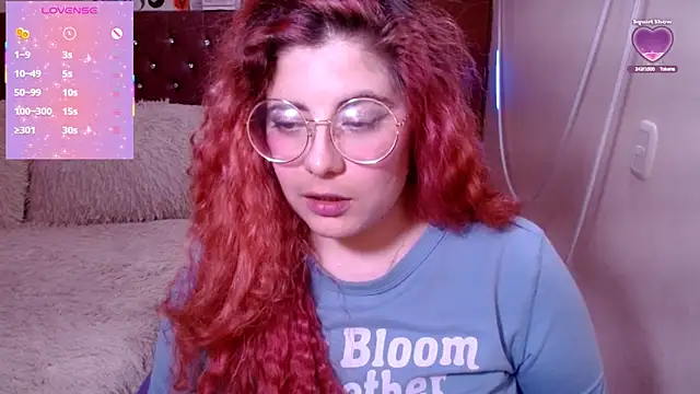 Snapshot of Azamy-12 chatting on 03.15.25 Azamy-12 online show from 03.15.25