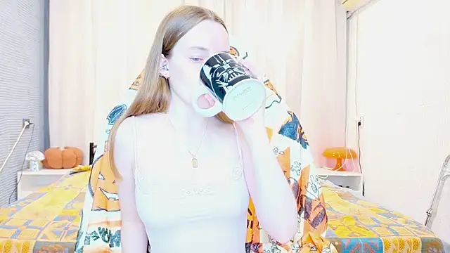 Snapshot of Wild__flowers chatting on 11.15.25 Wild flowers online show from 11.15.25