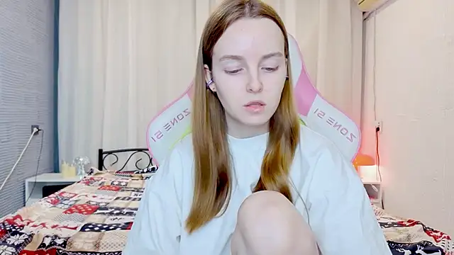 Snapshot of Wild__flowers chatting on 12.03.25 Wild flowers online show from 12.03.25