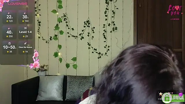 Muse kitty jenia online show from 10.21.25