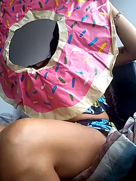 Snapshot of samy_dance chatting on 02.05.25 samy dance online show from 02.05.25