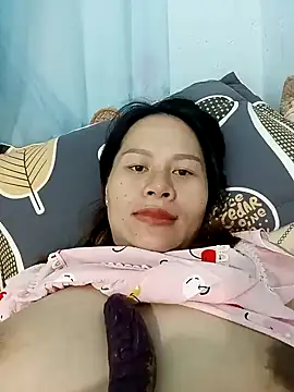 Snapshot of Baby-ladyass20 chatting on 01.01.25 Baby-ladyass20 online show from 01.01.25