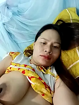 Snapshot of Baby-ladyass20 chatting on 02.13.25 Baby-ladyass20 online show from 02.13.25