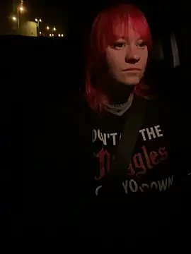 poussichienne online show from 05.09.26