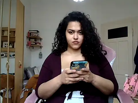 Curvydesifromgermany online show from 02.26.26