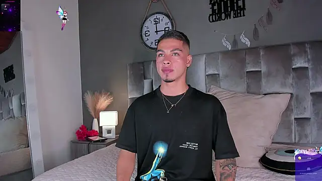 Snapshot of Ken-boy_ chatting on 02.07.25 Ken-boy online show from 02.07.25