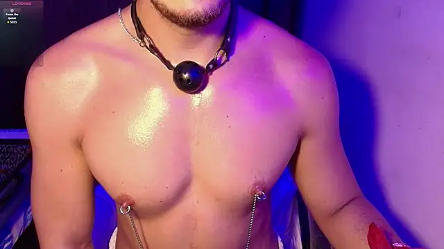 Snapshot of heydave_ chatting on 10.03.25 heydave online show from 10.03.25