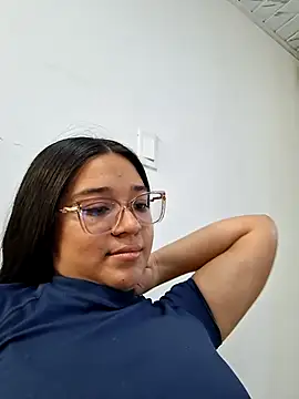 Snapshot of -VICKKY chatting on 07.04.26 -VICKKY online show from 07.04.26