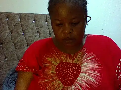 Snapshot of zoey10 chatting on 05.29.26 zoey10 online show from 05.29.26