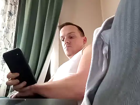 Snapshot of Rollinhard6969 chatting on 01.25.25 Rollinhard6969 online show from 01.25.25