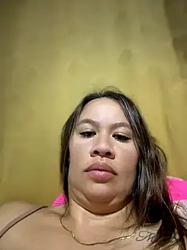 Snapshot of Emiily_lee chatting on 05.24.26 Emiily lee online show from 05.24.26