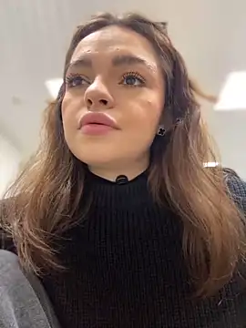 AnaWest online show from 02.25.25