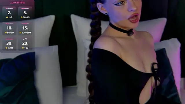 AnaWest online show from 03.11.25