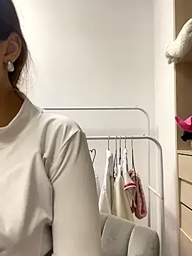 AnaWest online show from 09.16.25