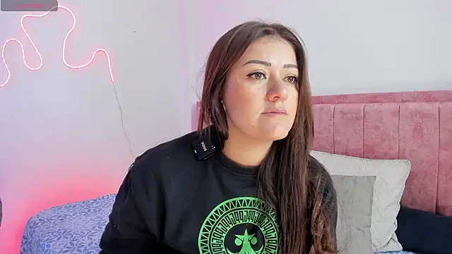 Sofiawilson  online show from 04.22.26