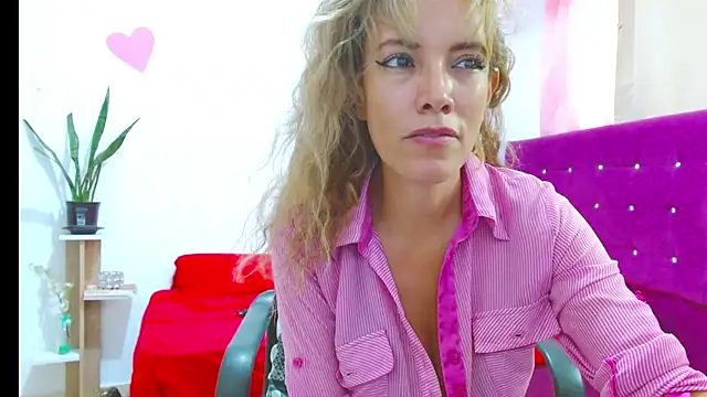 chantalsemenova1 online show from 07.31.26