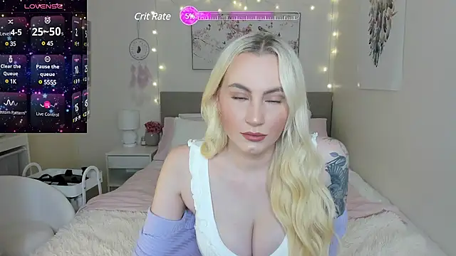 lunaraeXO online show from 01.20.25